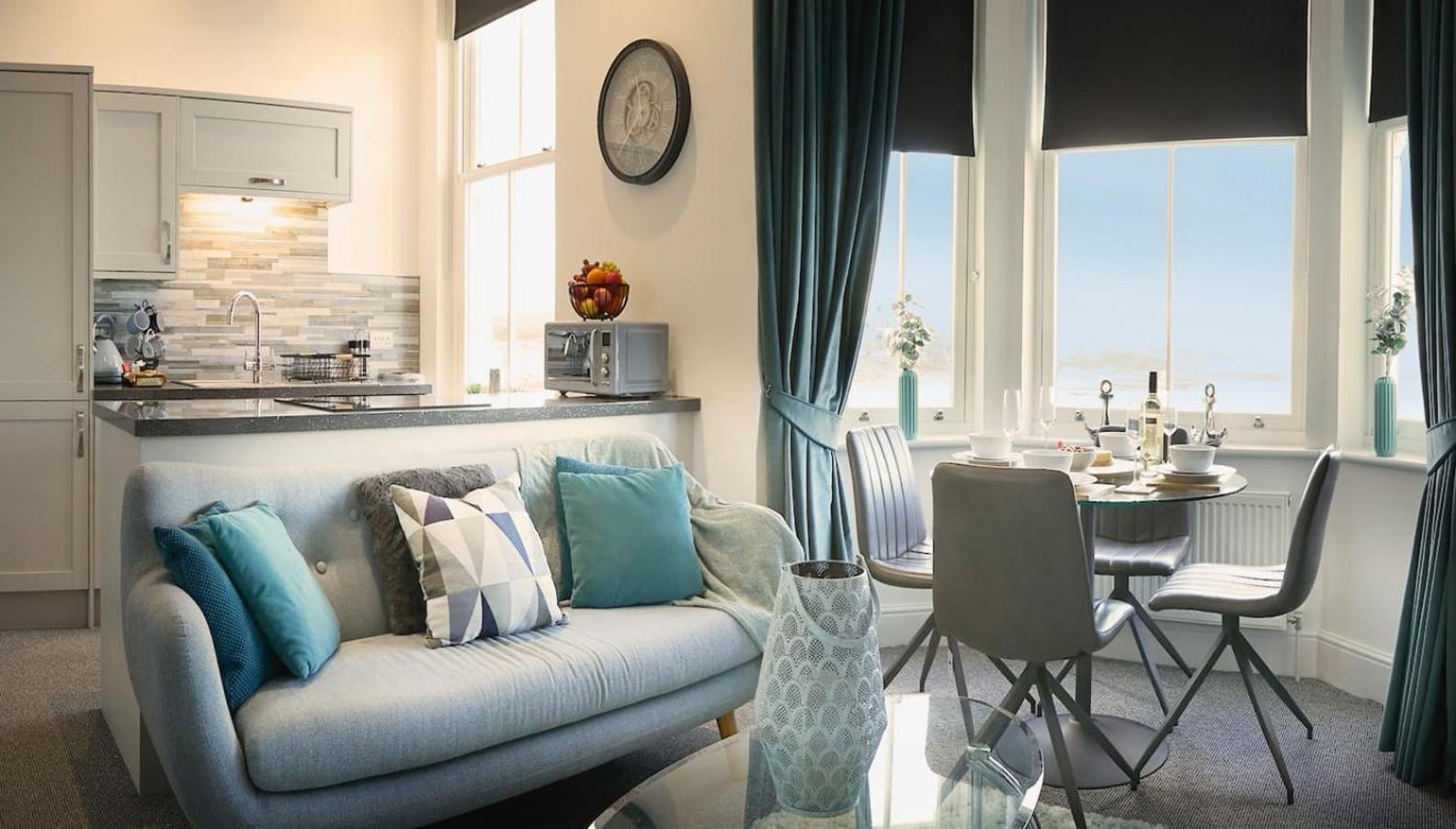 Sea View Serenity Breath Taking Sea View Sleeps 4 سكرابورو المظهر الخارجي الصورة