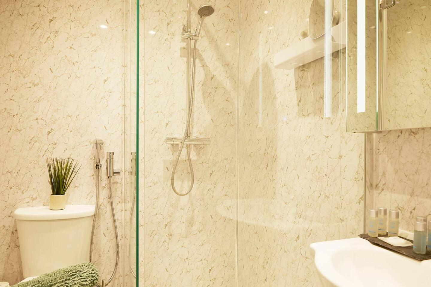 Sea View Serenity Breath Taking Sea View Sleeps 4 سكرابورو المظهر الخارجي الصورة